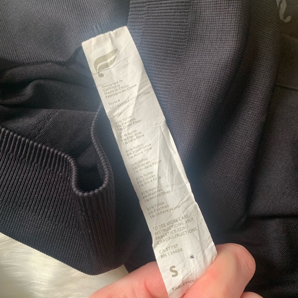 Fabletic size small bundle - Picture 2 of 3